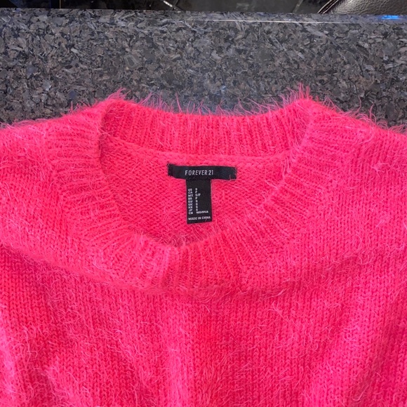 Forever 21 Cropped Sweater - Picture 2 of 3